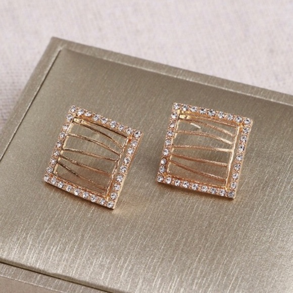 Diamond Square Earrings - Picture 2 of 8